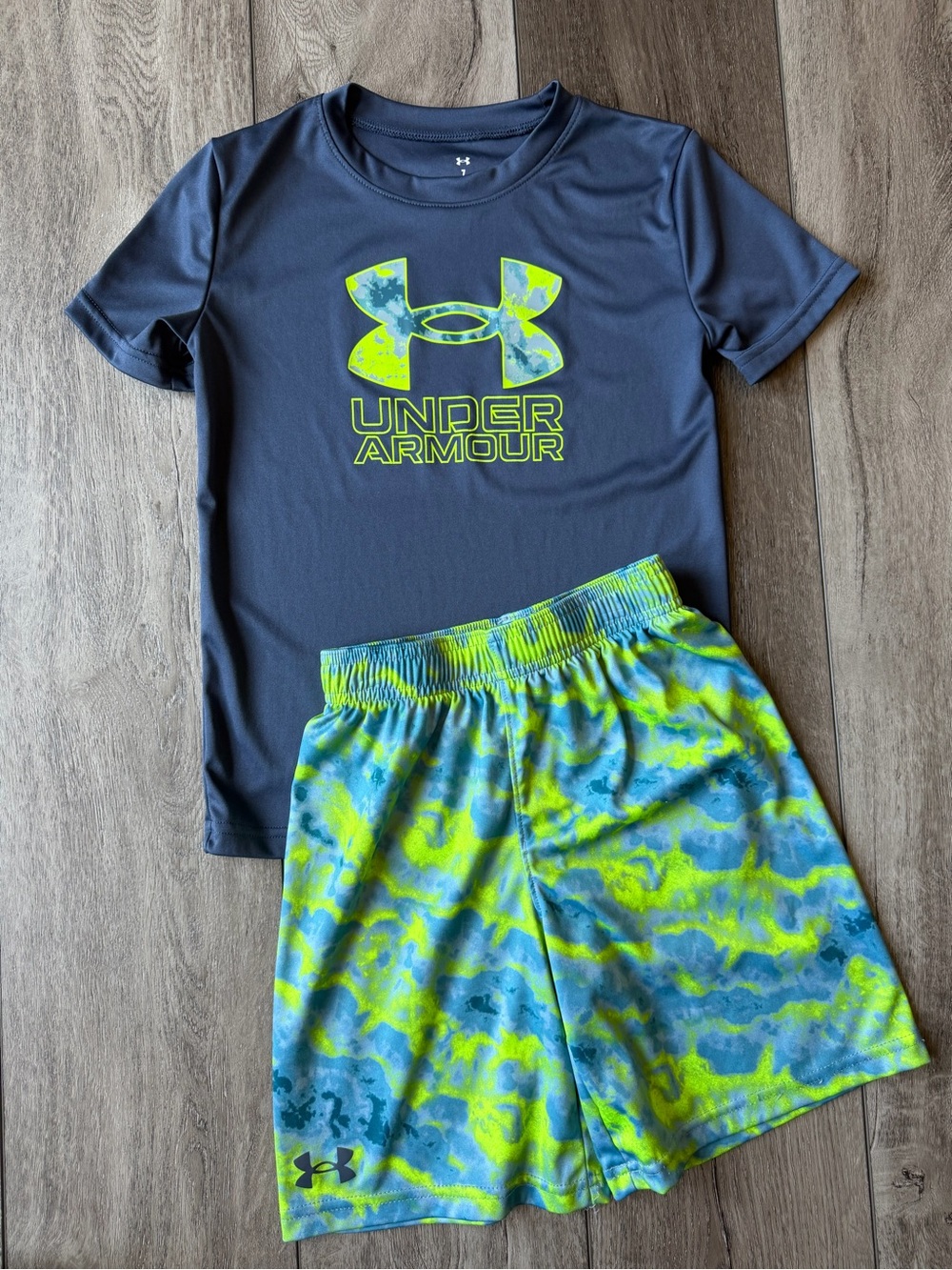 Under Armour Navy Tee with Neon Green-Blue Camo Shorts (7) - Picture 1 of 6